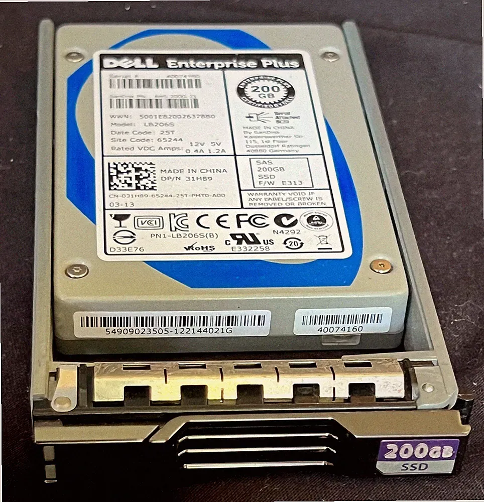 Dell Enterprise Plus SanDisk LB206S 200GB 2.5" SAS SSD, 6GBps, PN 6HS-200G-21