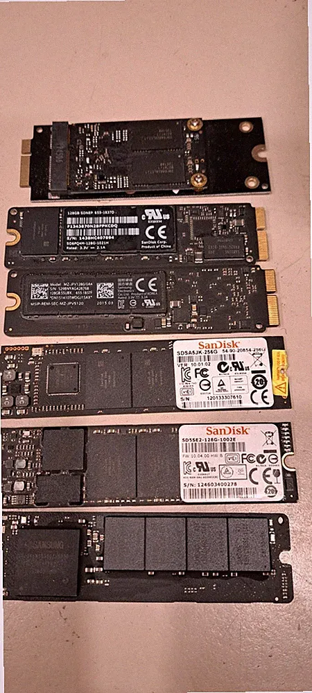 QTY 6 - Apple Hard drives Sandisk SDSA5JK-256 - MZ-JPU256T/OA6 and more